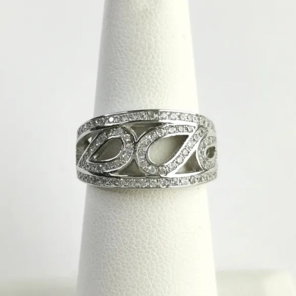 Sterling silver cz band ring size 6